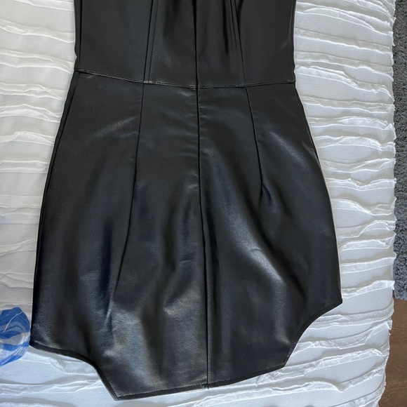 Leather Mini Dress new with tags - Picture 3 of 4
